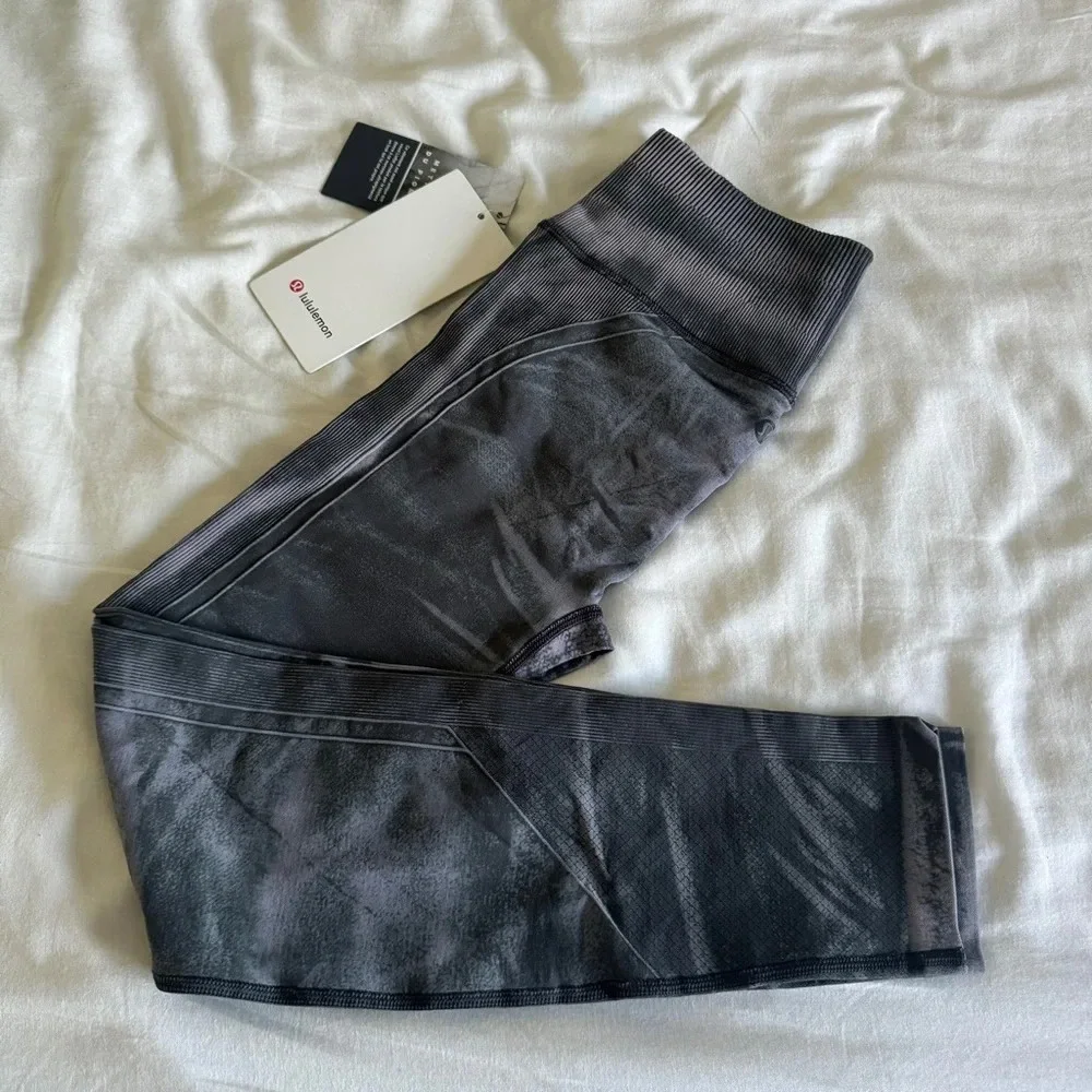 🆕 Lululemon Ebb to Street Tight Wash Stone Wash Graphite Grey - Picture 1 of 8